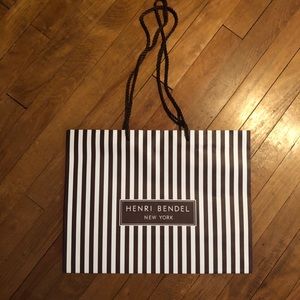 Henri bendel shopping bag